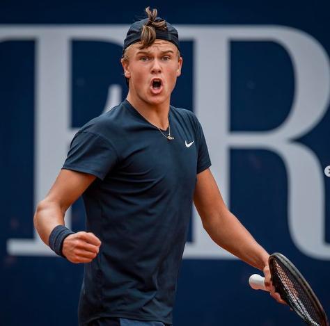 上的领衔表 上的领衔表